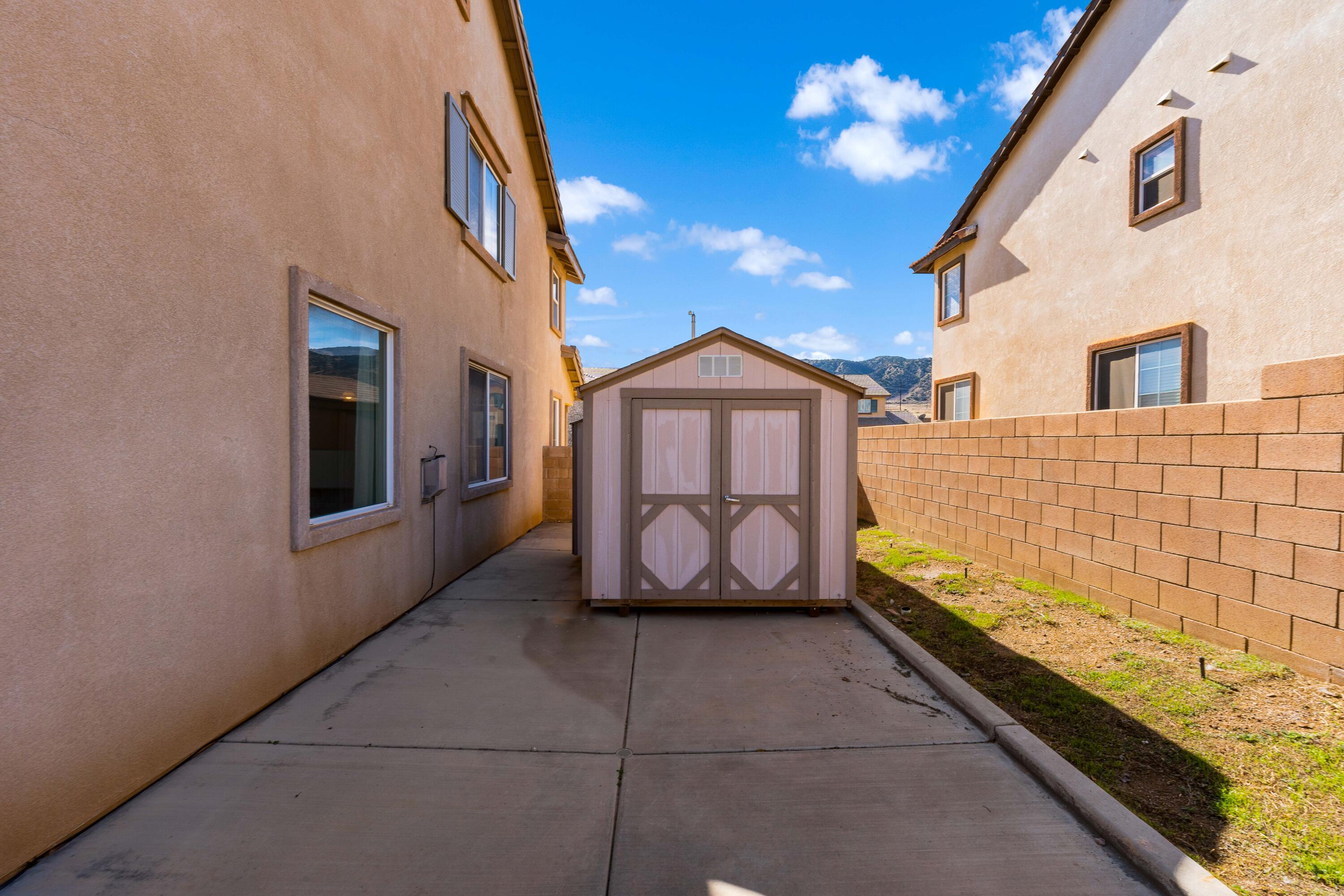 7523 Ridge View Drive Lancaster, CA 93536 - Photo 44 of 46 Ridgeview Dr-48