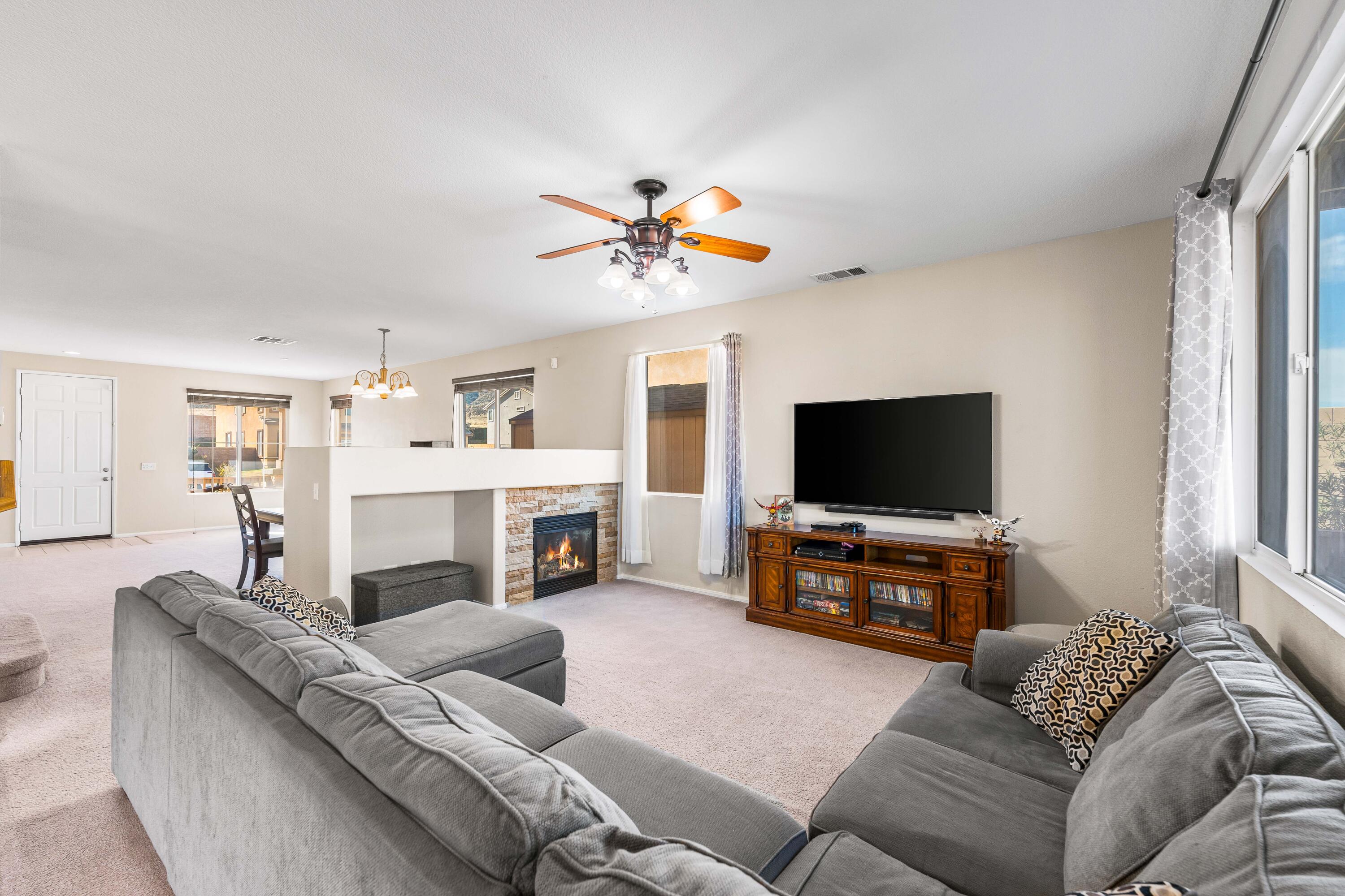 7523 Ridge View Drive Lancaster, CA 93536 - Photo 8 of 46 Ridgeview Dr-9