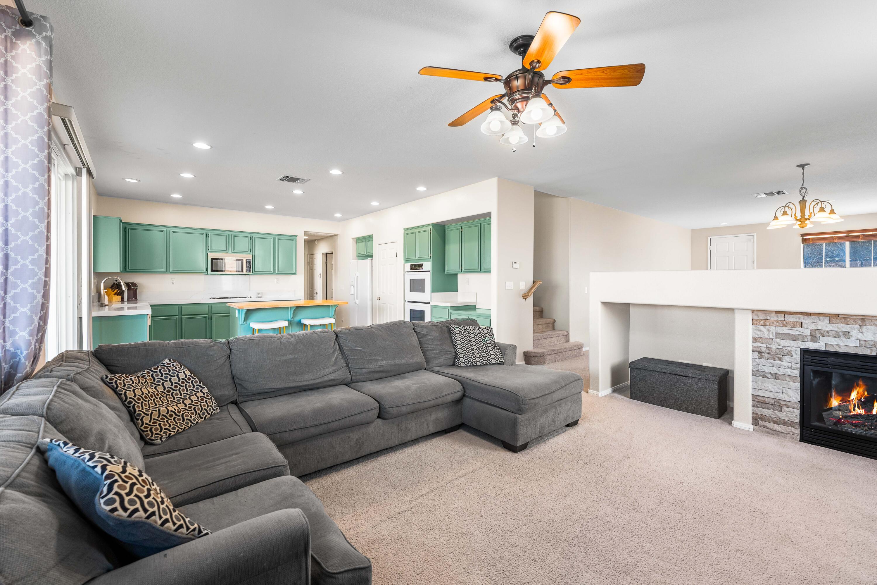 7523 Ridge View Drive Lancaster, CA 93536 - Photo 9 of 46 Ridgeview Dr-11