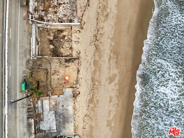 a bathroom with a shower curtain