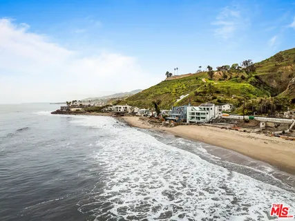 $2,750,000 | 21006 Pacific Coast Highway, Malibu, CA 90265