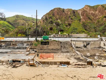 $2,750,000 | 21006 Pacific Coast Highway, Malibu, CA 90265