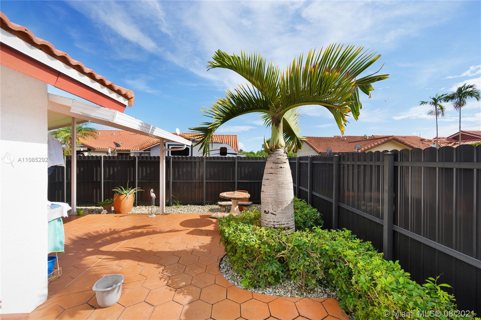 14468 Southwest 50th Terrace Miami, FL 33175 - Photo 6 of 15 a view of a chairs and tables in patio