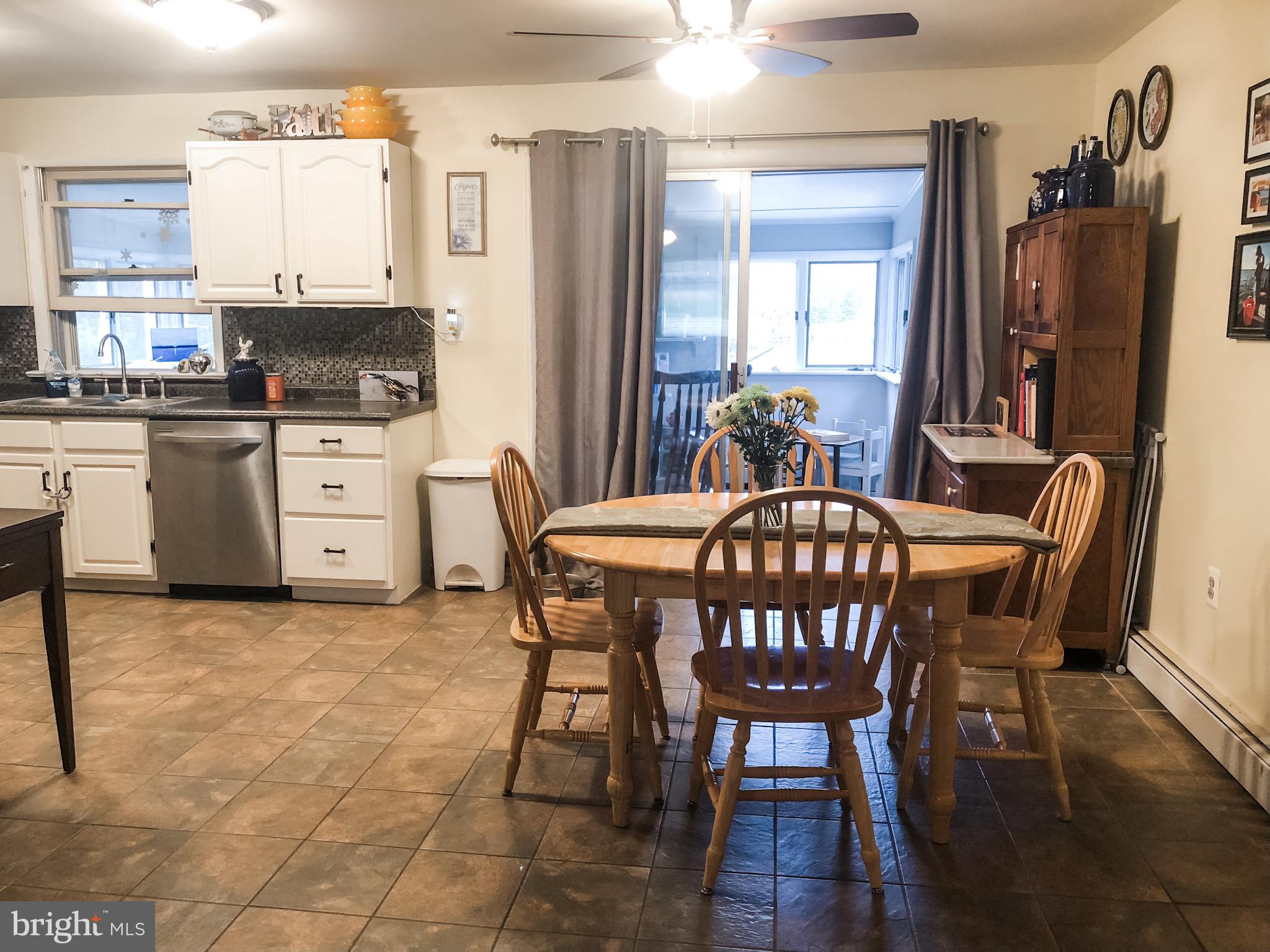 732 Lucabaugh Mill Road Westminster, MD 21157 - Photo 7 of 82 Open kitchen with dining area