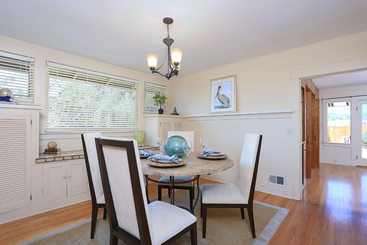3840 Sunset Road Santa Barbara, CA 93110 - Photo 12 of 27 Dining Room