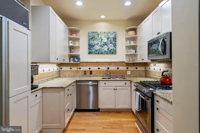 $995,000 | 401 East Evergreen Avenue, Philadelphia, PA 19118