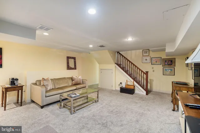 $995,000 | 401 East Evergreen Avenue, Philadelphia, PA 19118