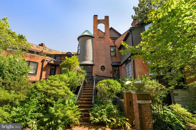 $995,000 | 401 East Evergreen Avenue, Philadelphia, PA 19118