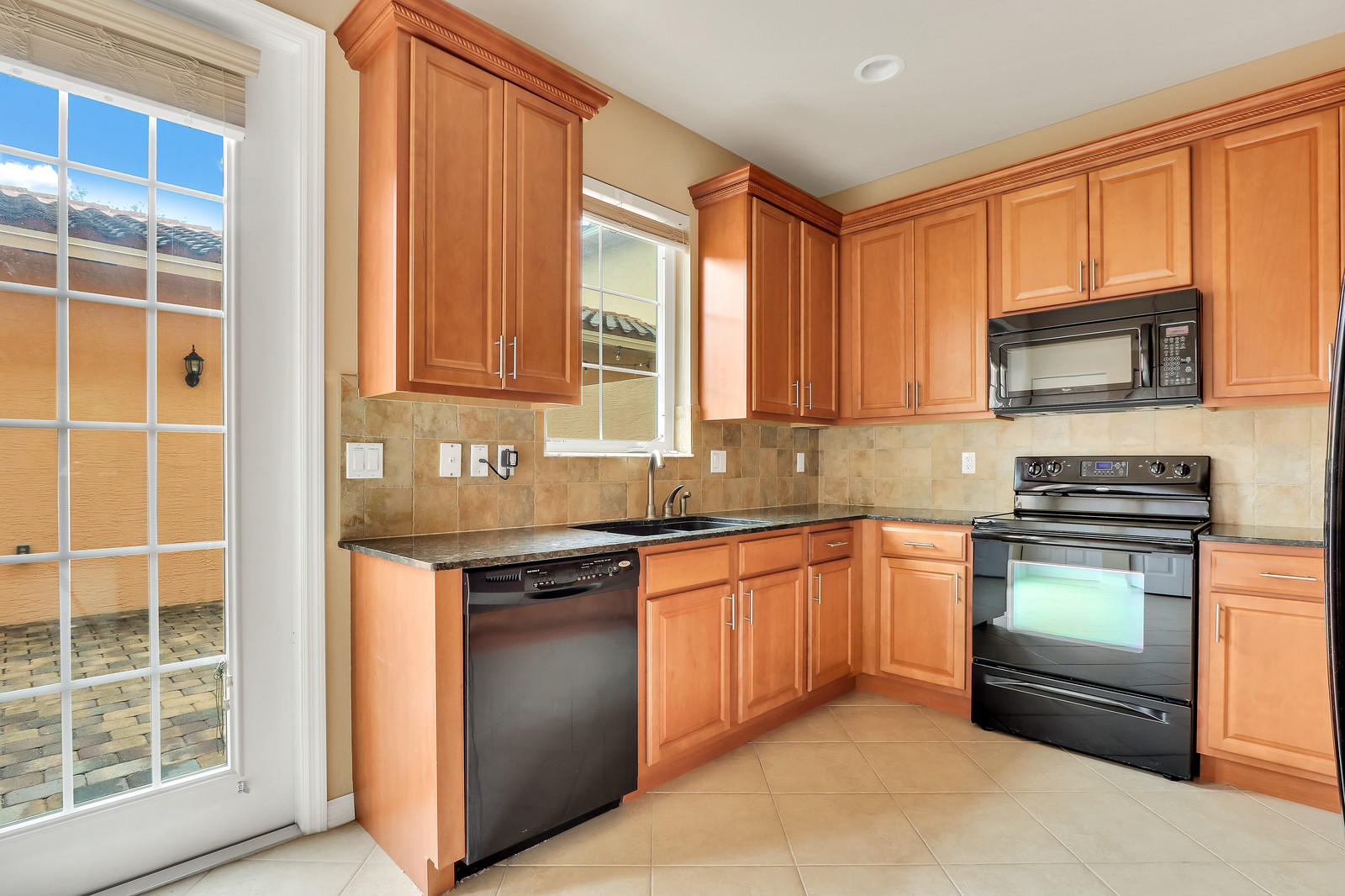 111 Midleton Way Jupiter, FL 33458 - Photo 8 of 18 08_Image_8_of_20_mls