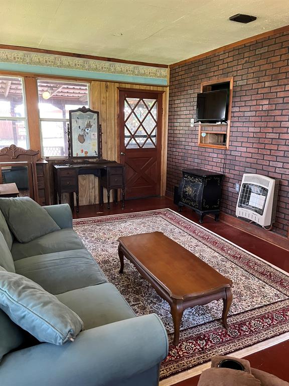 6303 Greenvine Road Burton, TX 77835 - Photo 6 of 25 Gallery Image 6