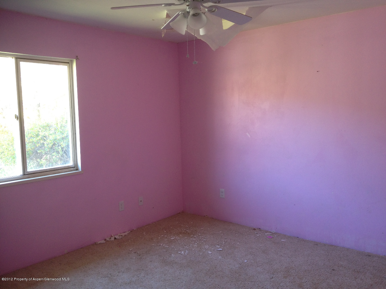 50 A Riversedge Court Basalt, CO 81621 - Photo 10 of 10 an empty room with a window