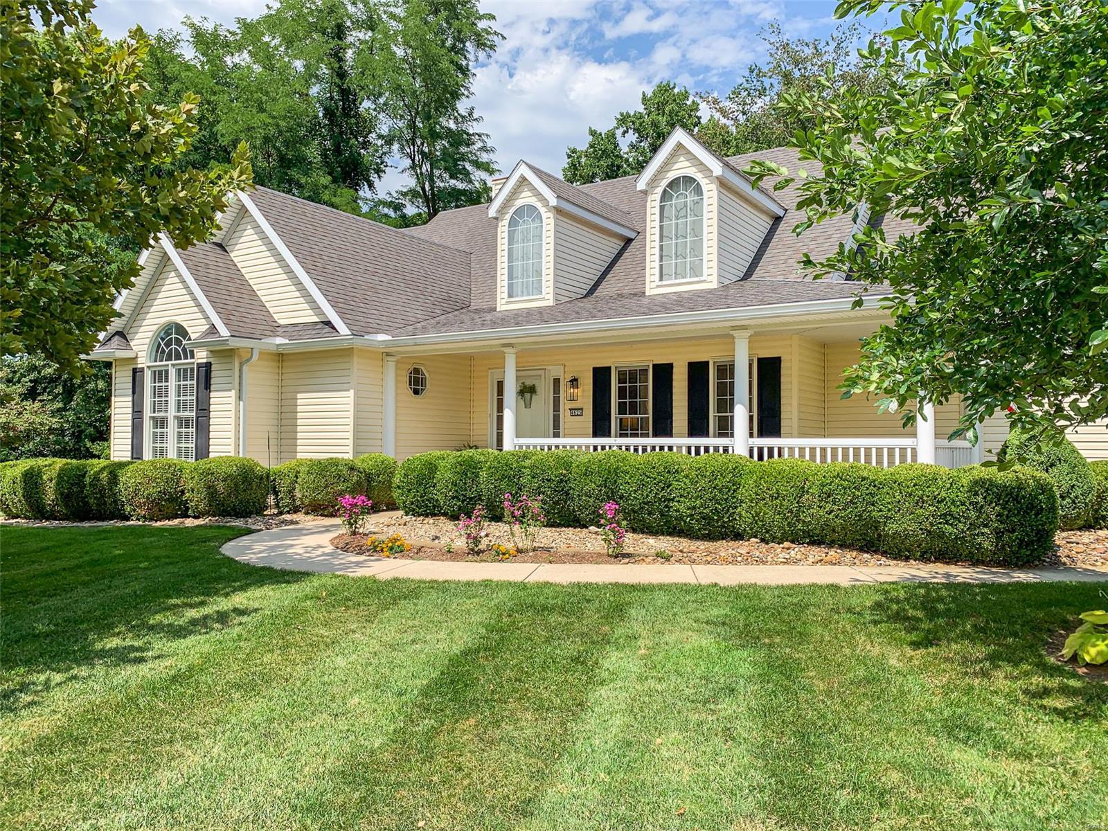 4625 Valleydale Road Godfrey, IL 62035 - Photo 1 of 84 Gallery Image 1
