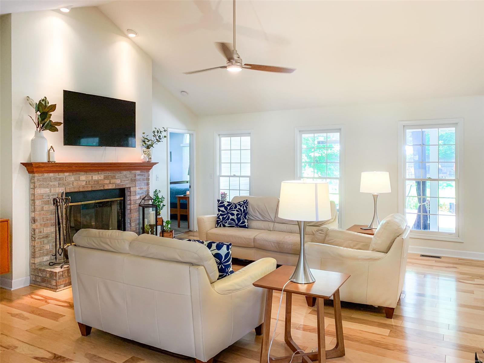 4625 Valleydale Road Godfrey, IL 62035 - Photo 15 of 84 Gallery Image 15