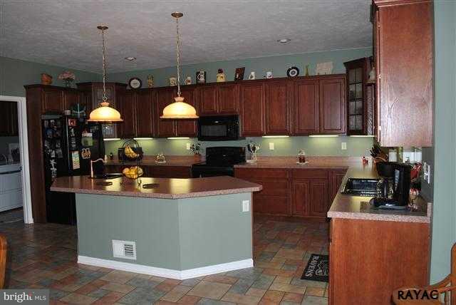 4241 Blue Hill Road Hanover, PA 17331 - Photo 11 of 35 Gallery Image 11