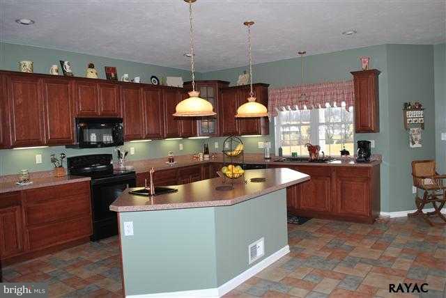 4241 Blue Hill Road Hanover, PA 17331 - Photo 13 of 35 Gallery Image 13