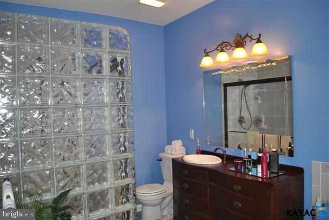 4241 Blue Hill Road Hanover, PA 17331 - Photo 21 of 35 Gallery Image 21