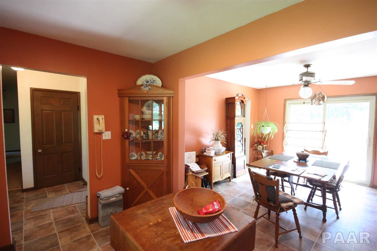 6826 West Lancaster Road Bartonville, IL 61607 - Photo 12 of 36