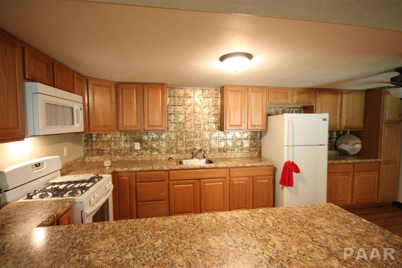 6826 West Lancaster Road Bartonville, IL 61607 - Photo 18 of 36