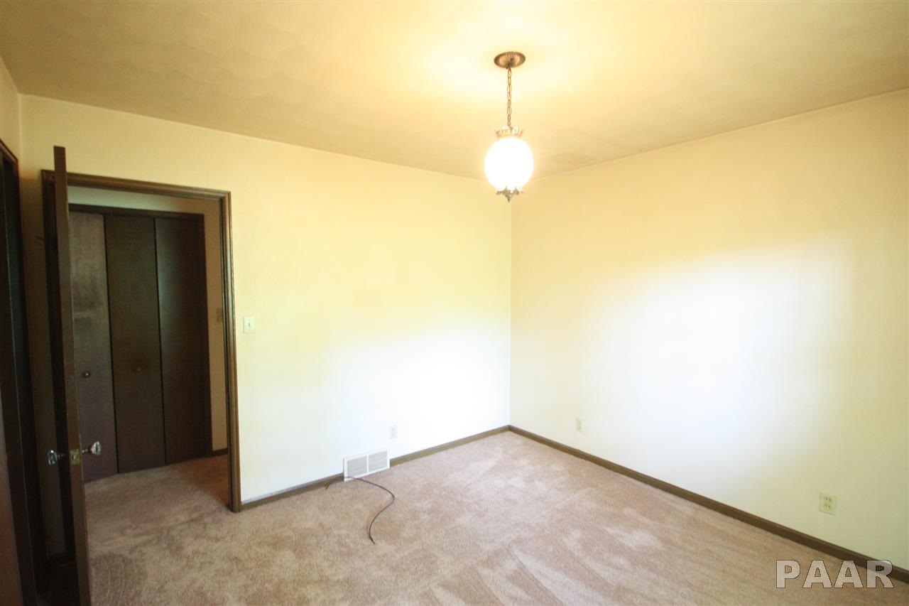 6826 West Lancaster Road Bartonville, IL 61607 - Photo 23 of 36
