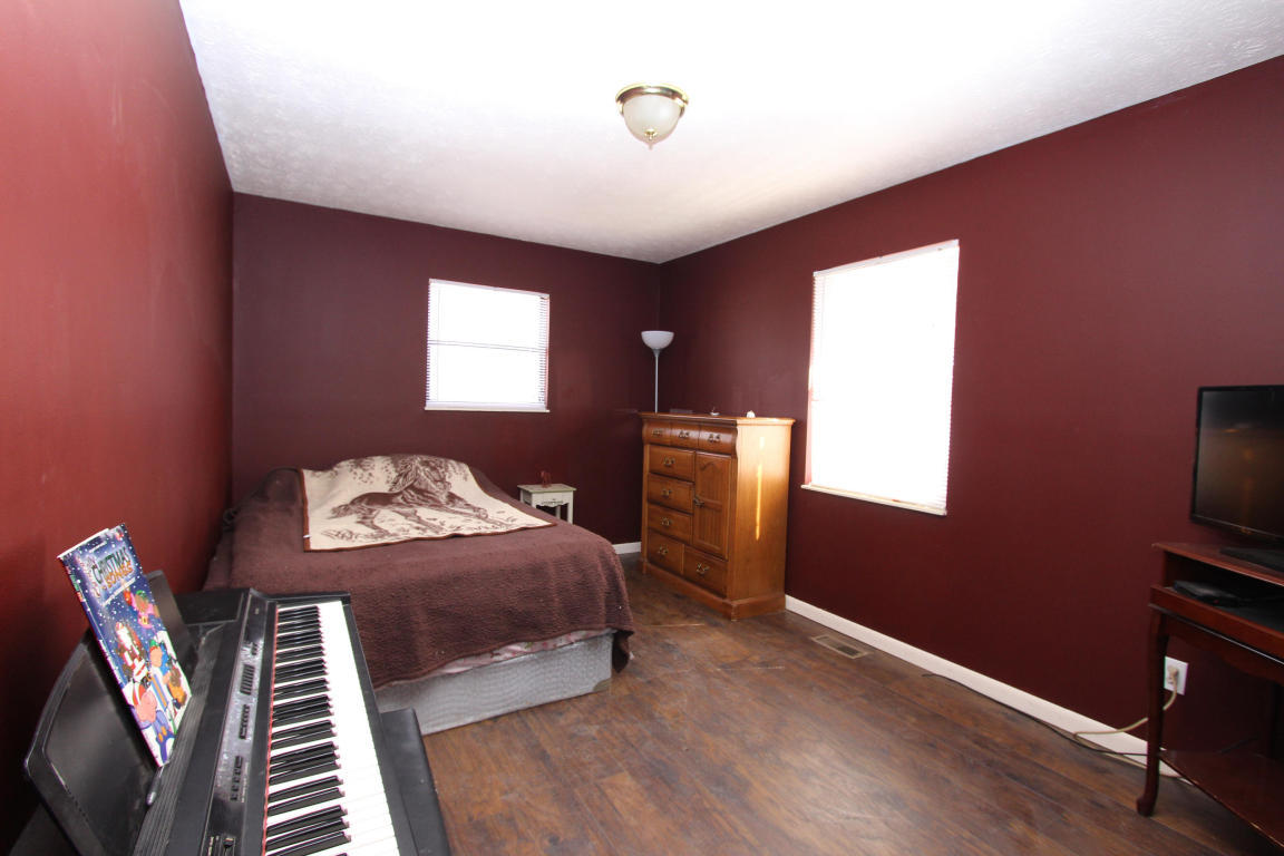150 B Wells Road Powell, TN 37849 - Photo 8 of 14 Master