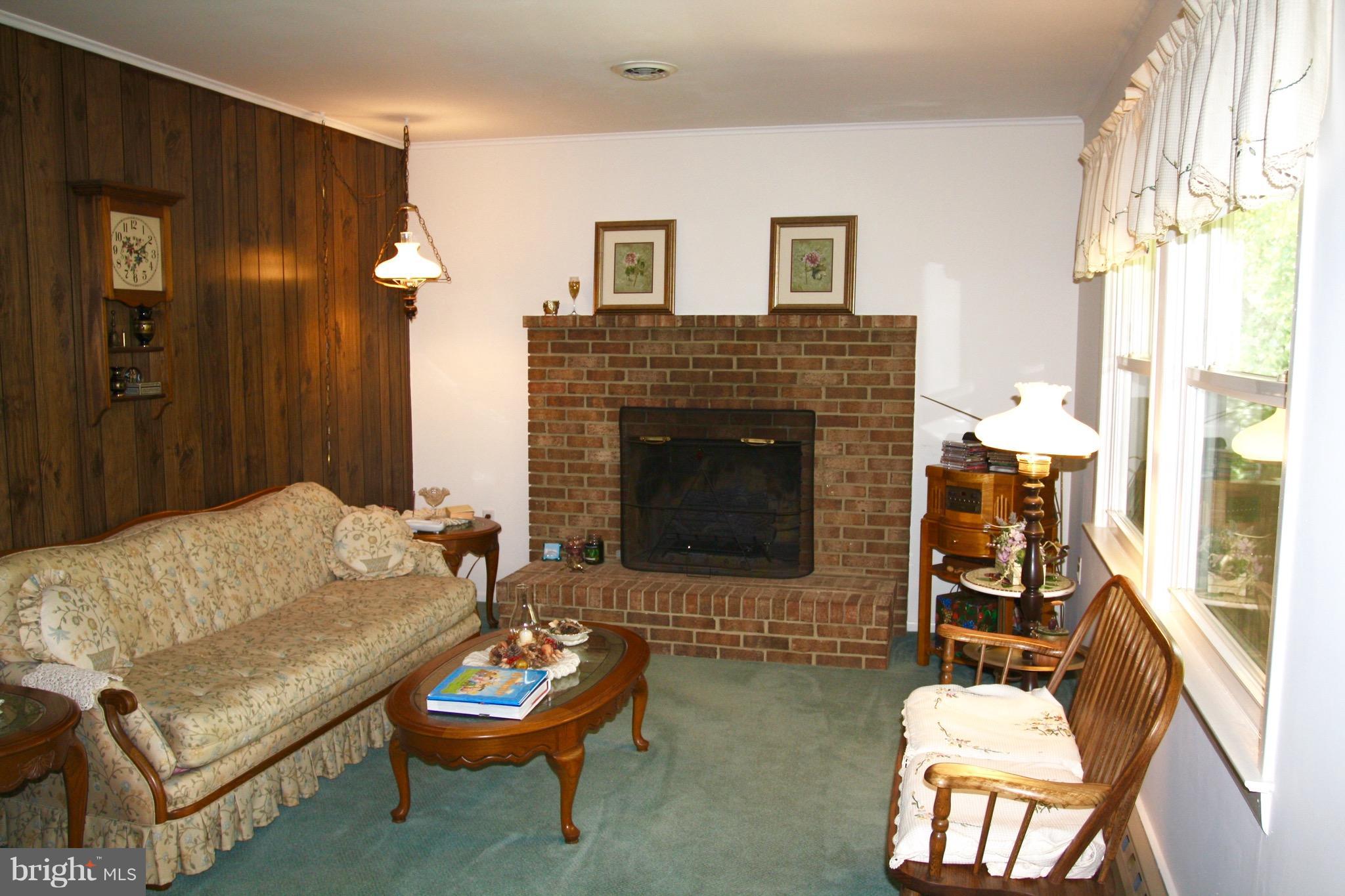 1851 Wilson Road Huntingtown, MD 20639 - Photo 6 of 25 Living Room