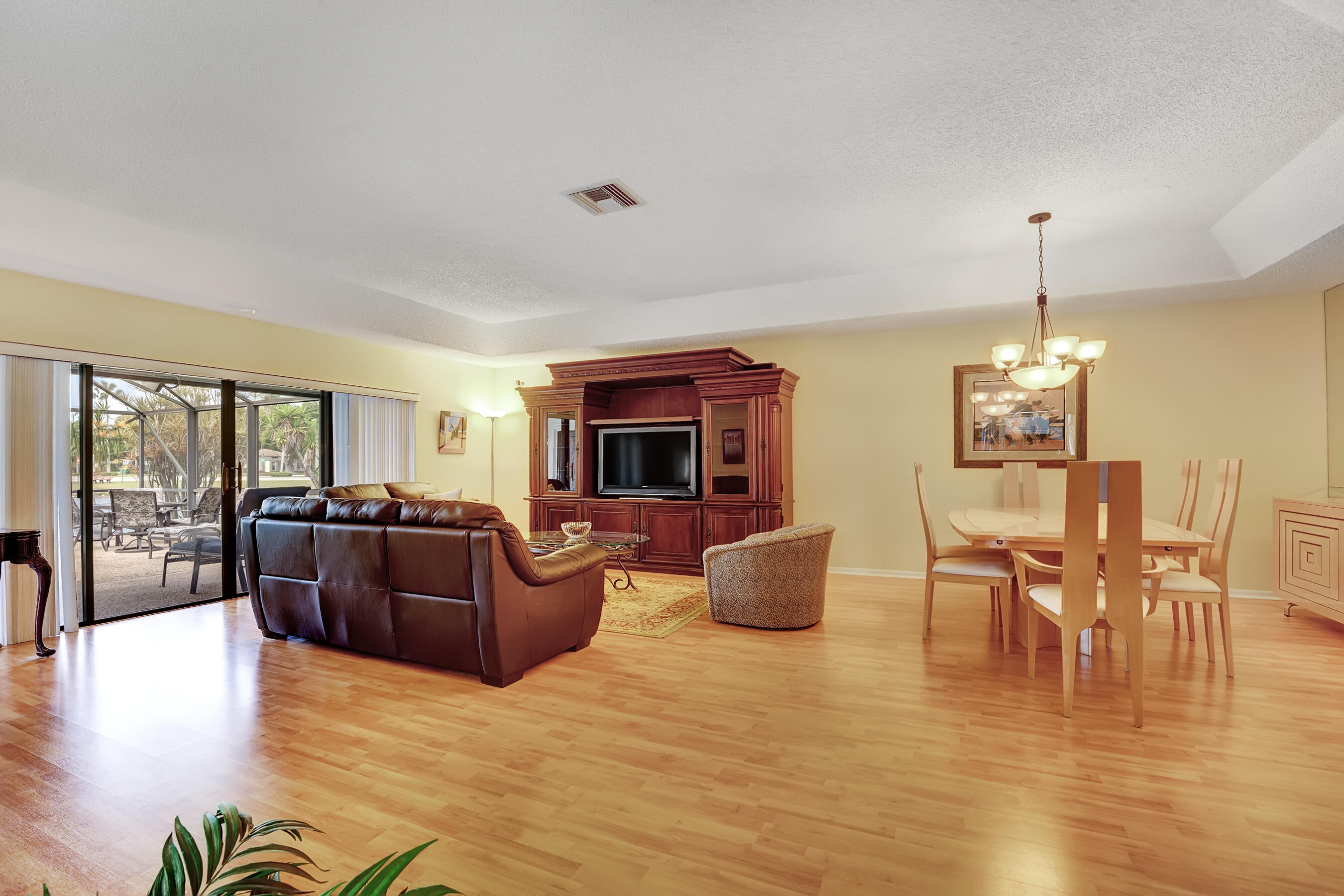 19921 Villa Medici Place Boca Raton, FL 33434 - Photo 8 of 23 DSC03885