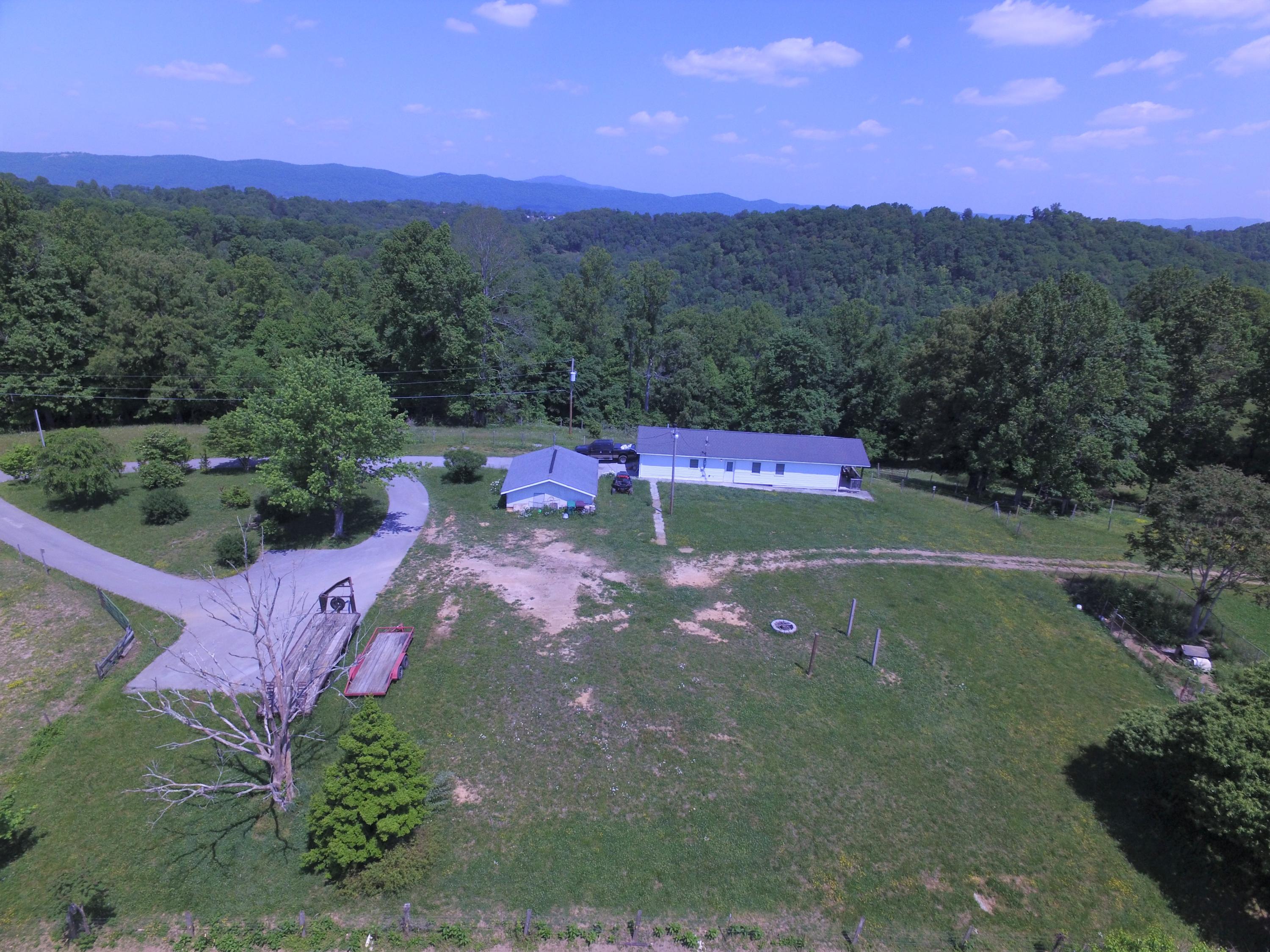 333 Landmark Road Jacksboro, TN 37757 - Photo 12 of 21 DJI_0038