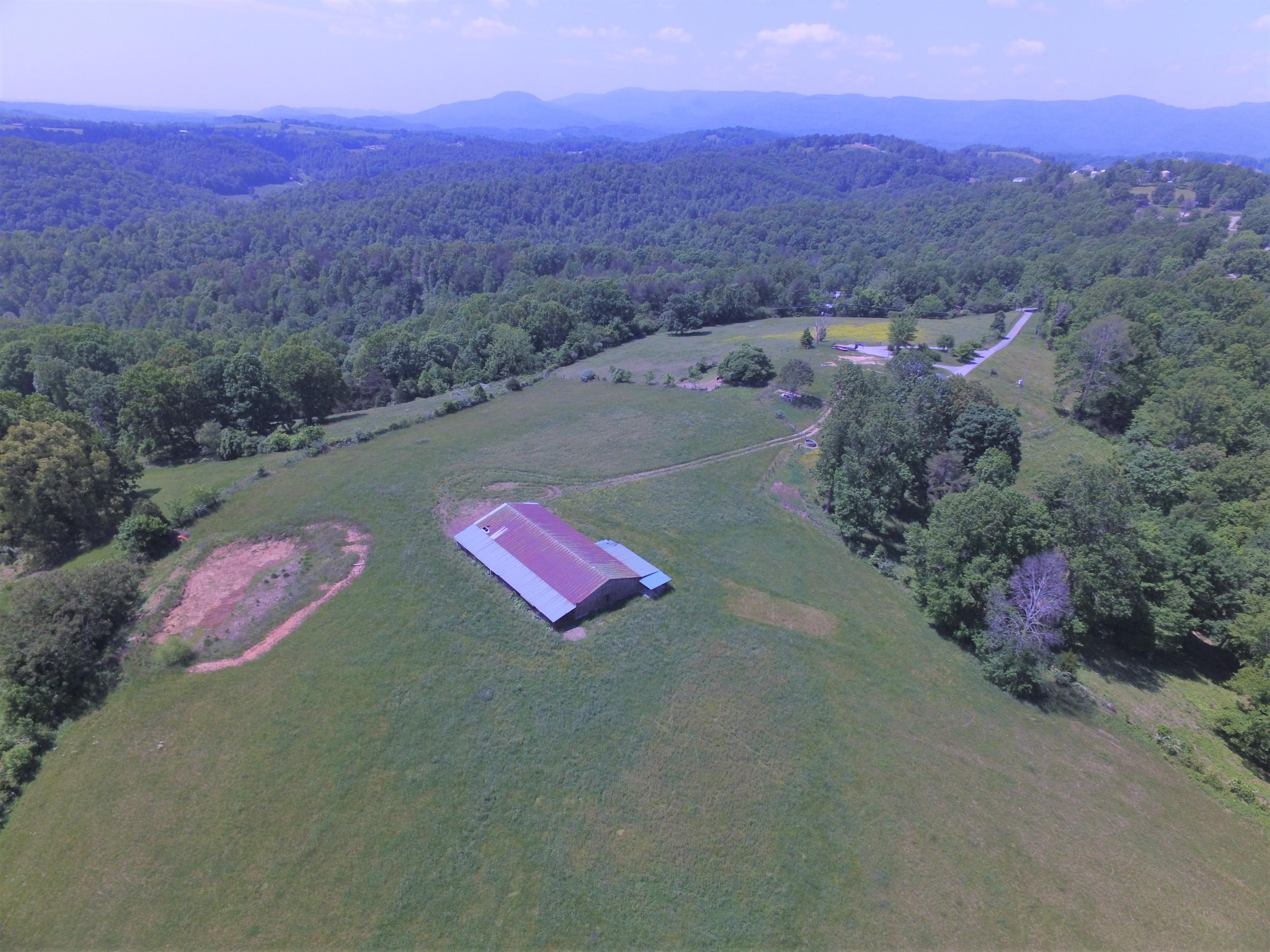 333 Landmark Road Jacksboro, TN 37757 - Photo 5 of 21 DJI_0031