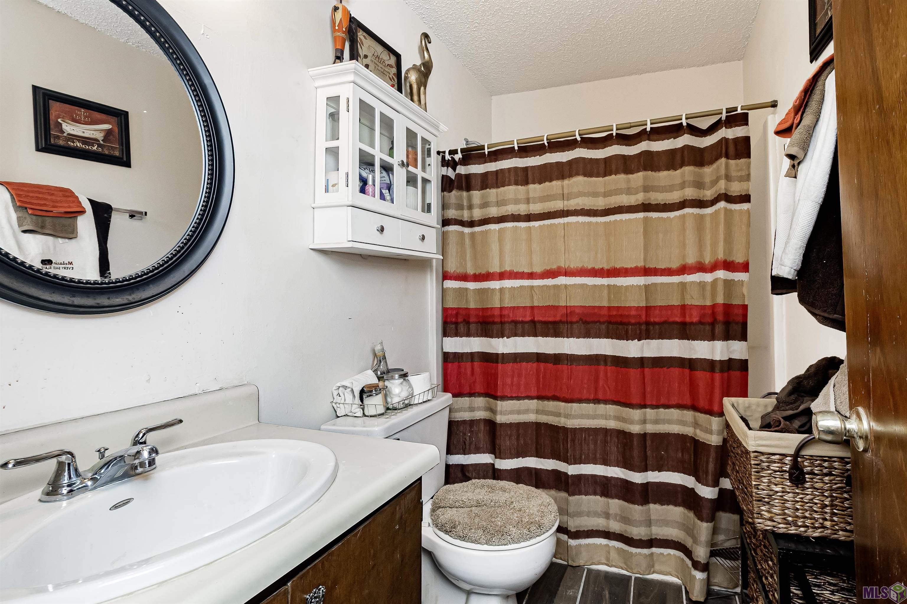 1769 Boulevard De Province, Unit E Baton Rouge, LA 70816 - Photo 4 of 10