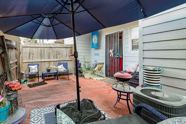 $79,900 | 1769 Boulevard De Province, Unit E, Baton Rouge, LA 70816