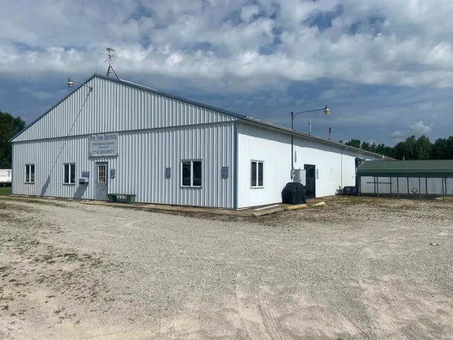 $450,000 | 1550 North Wentzel Street, Rochester, IN 46975