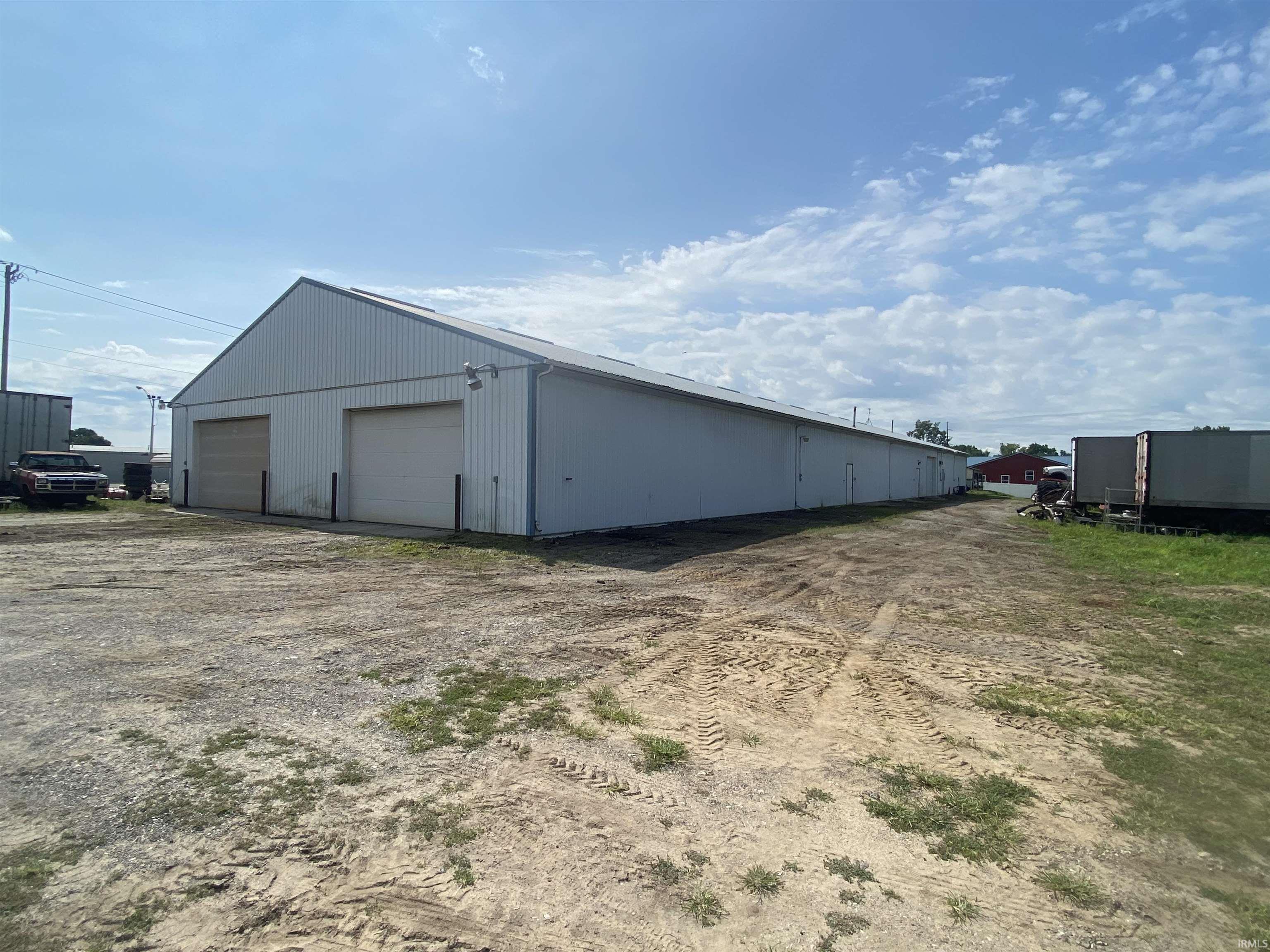 1550 North Wentzel Street Rochester, IN 46975 - Photo 2 of 15