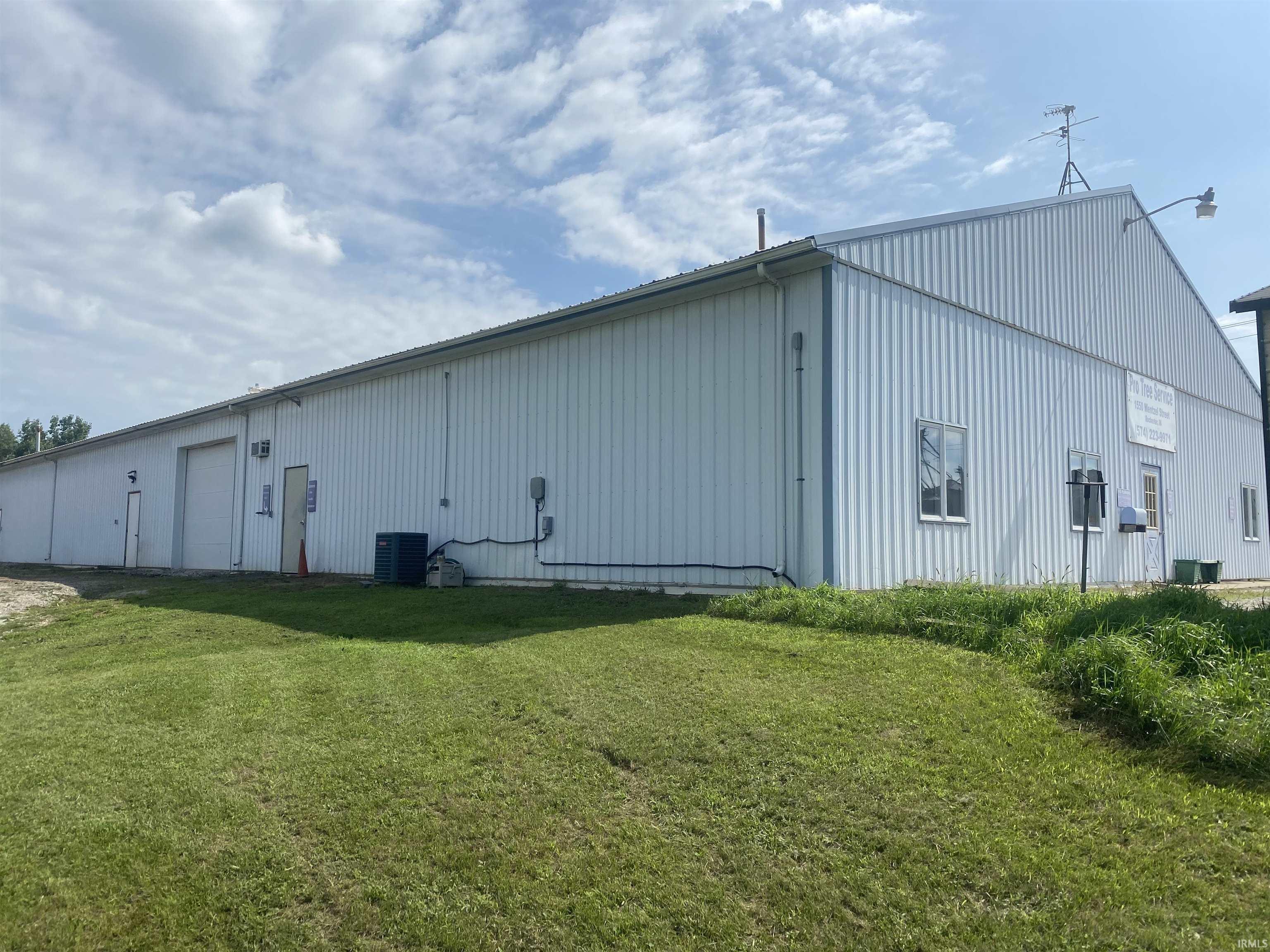 1550 North Wentzel Street Rochester, IN 46975 - Photo 4 of 15