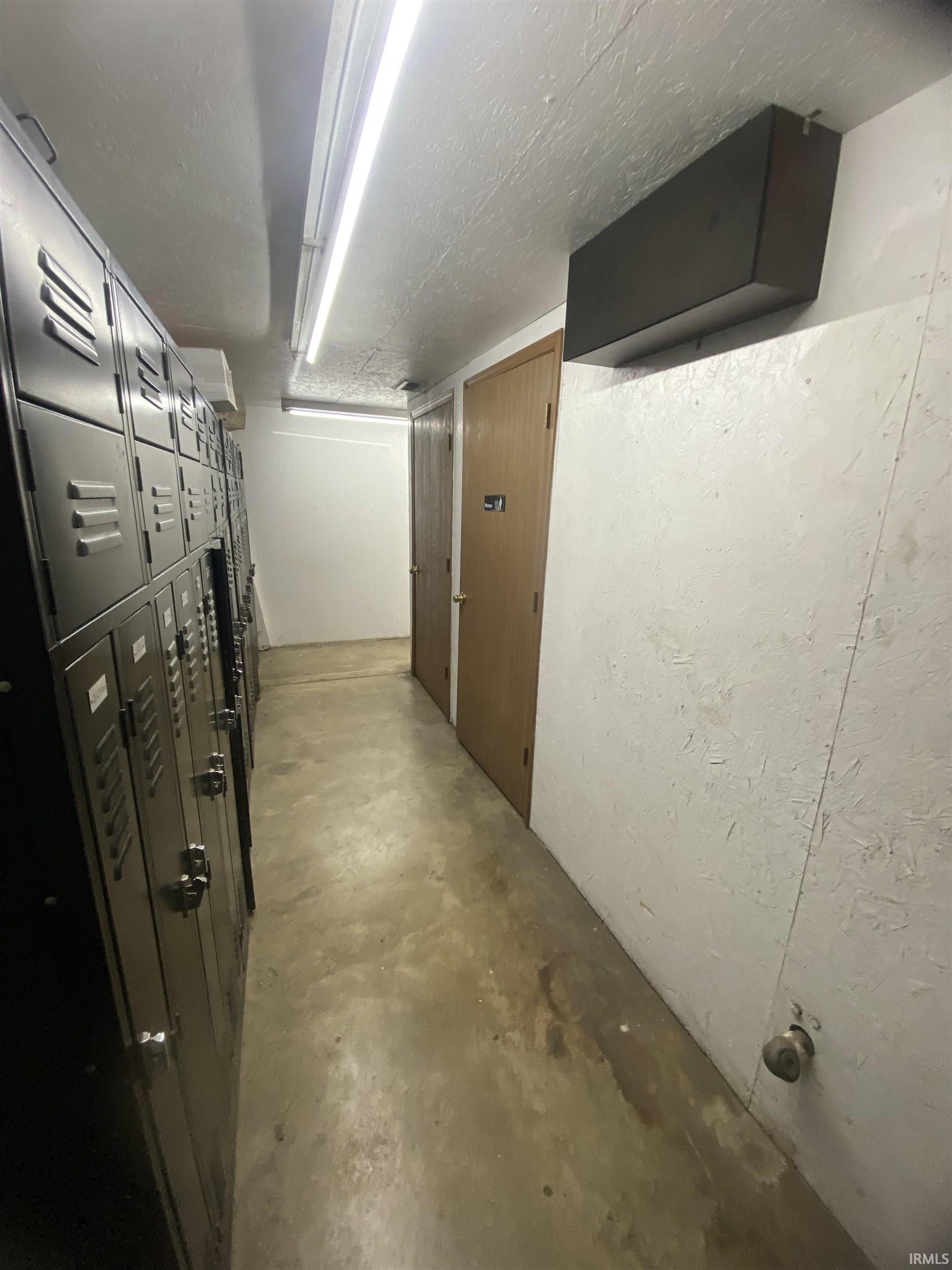 1550 North Wentzel Street Rochester, IN 46975 - Photo 7 of 15