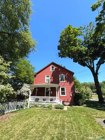 $320,000 | 4 Hazelmeadow Place, Simsbury, CT 06070
