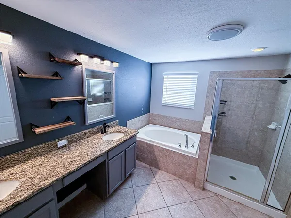 $419,990 | 909 Meadow Glade Drive, Ruskin, FL 33570