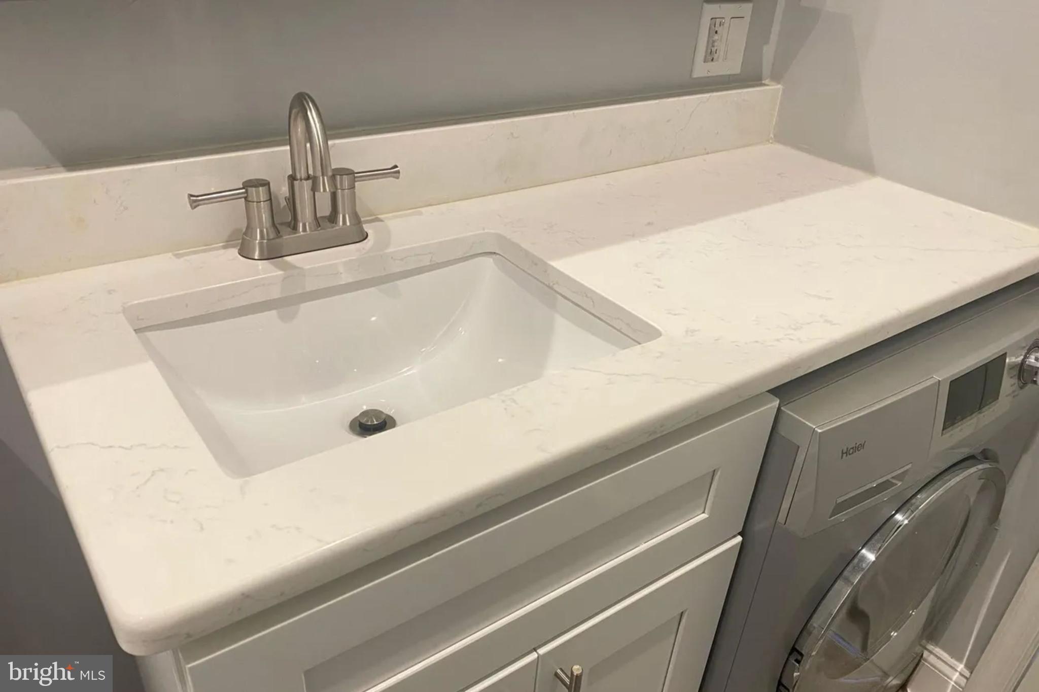 1616 Spruce Street, Unit 3R Philadelphia, PA 19103 - Photo 5 of 9 a close view of sink