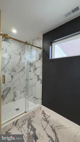 $3,500 | 465 Laurel Street, Beverly, NJ 08010