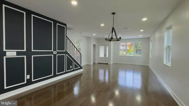 $3,500 | 465 Laurel Street, Beverly, NJ 08010