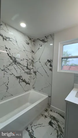 $3,500 | 465 Laurel Street, Beverly, NJ 08010