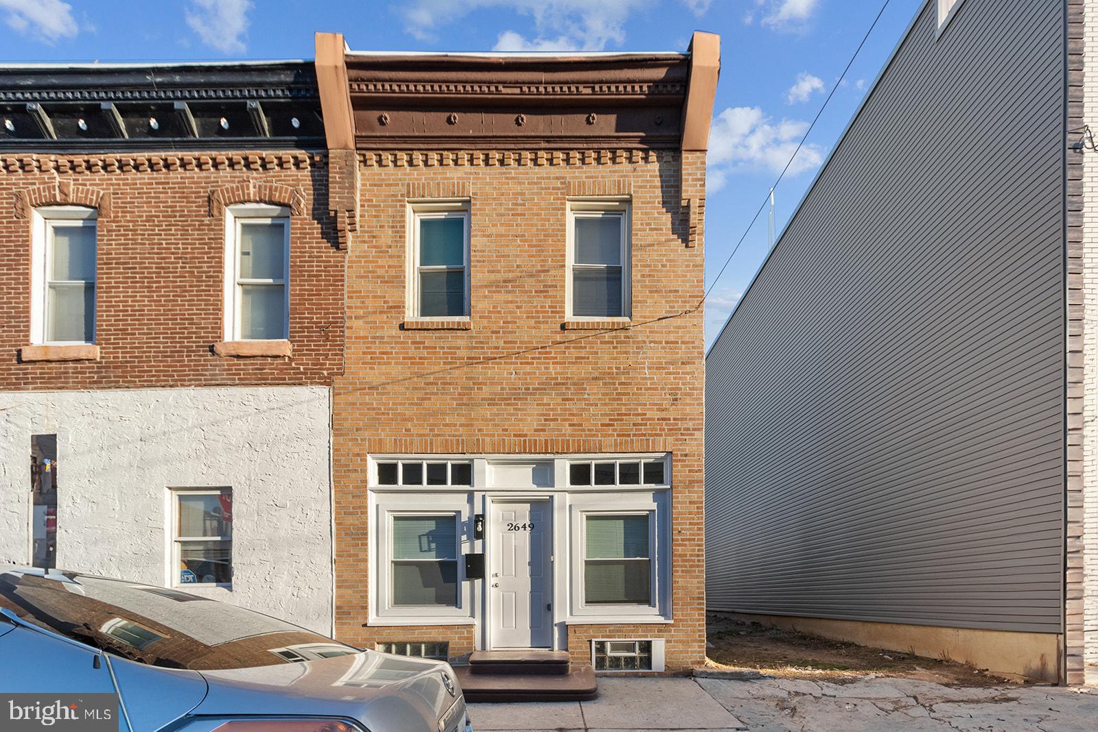2649 Reed Street Philadelphia, PA 19146 - Photo 3 of 33