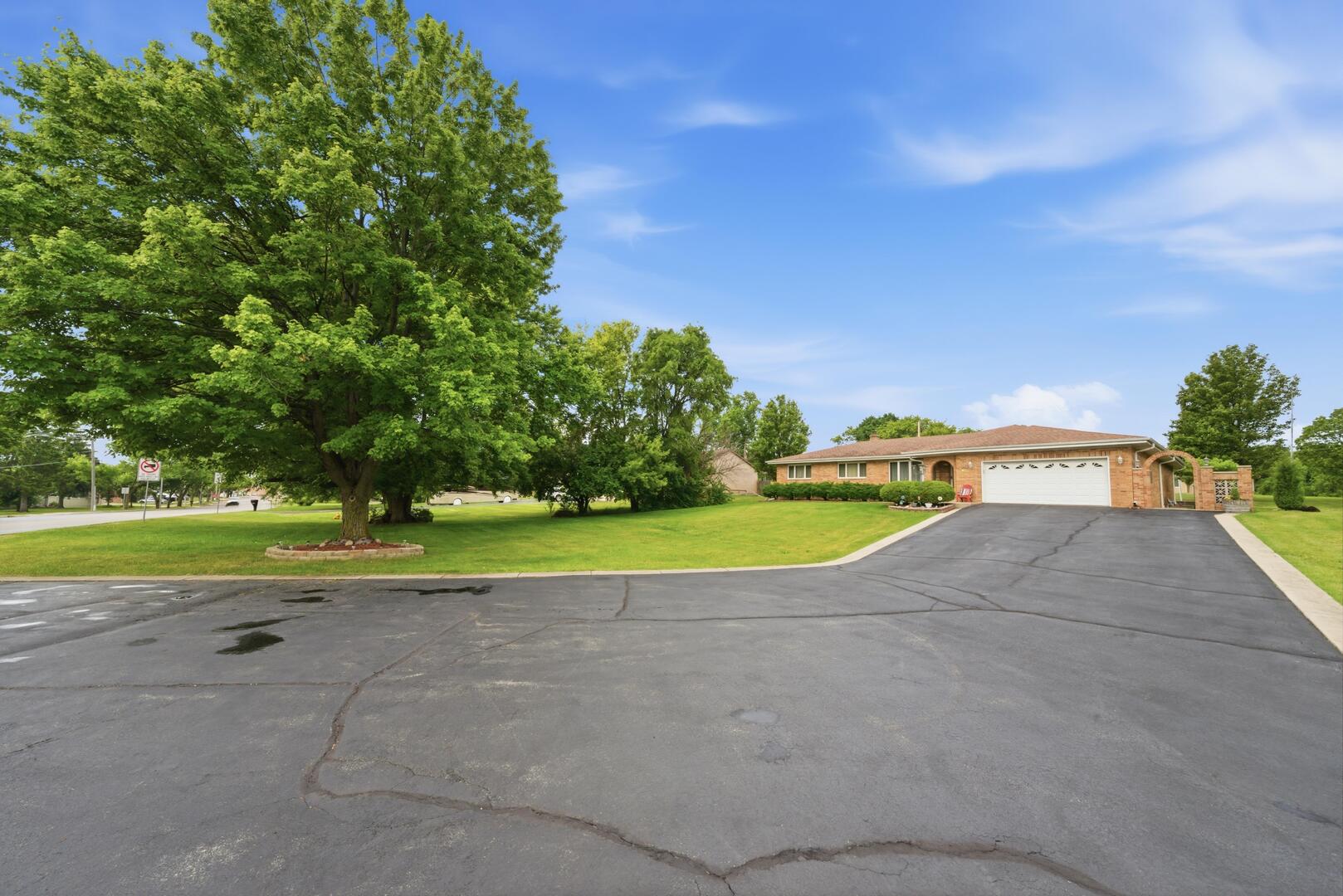 3N530 North Lombard Road Addison, IL 60101 - Photo 2 of 21