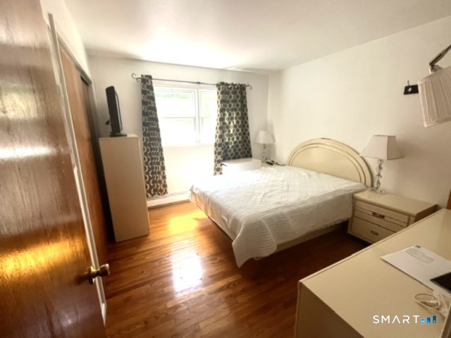122 Black Point Road East Lyme, CT 06357 - Photo 15 of 40