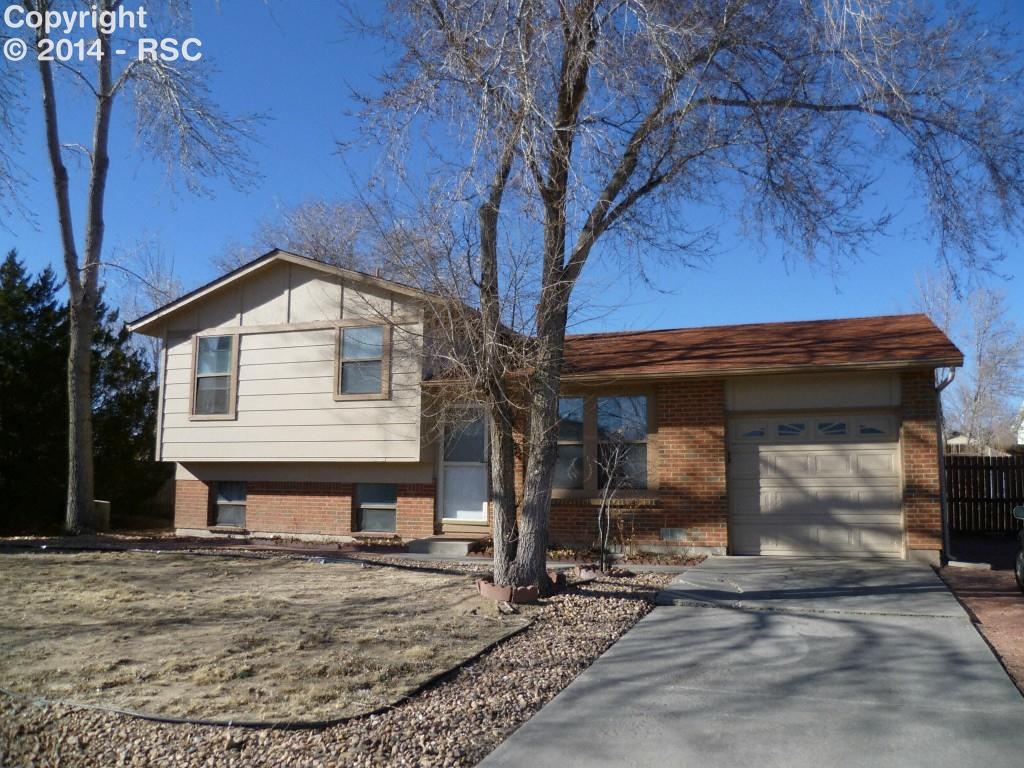 6760 Chippewa Road Colorado Springs, CO 80915 - Photo 1 of 10