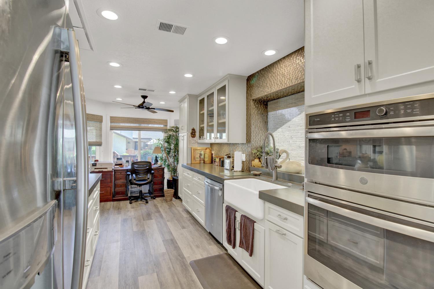 762 East Milgeo Avenue Ripon, CA 95366 - Photo 14 of 33