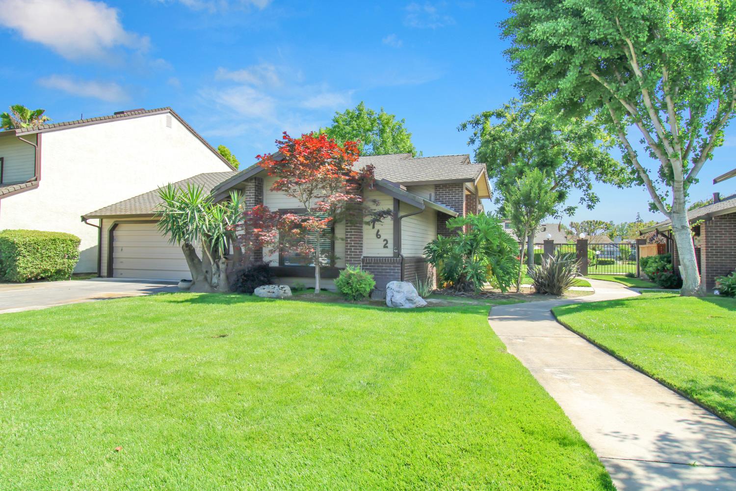 762 East Milgeo Avenue Ripon, CA 95366 - Photo 7 of 33