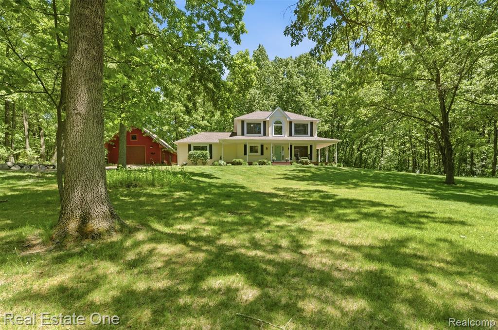 3559 Perry Lake Road Ortonville, MI 48462 - Photo 3 of 41