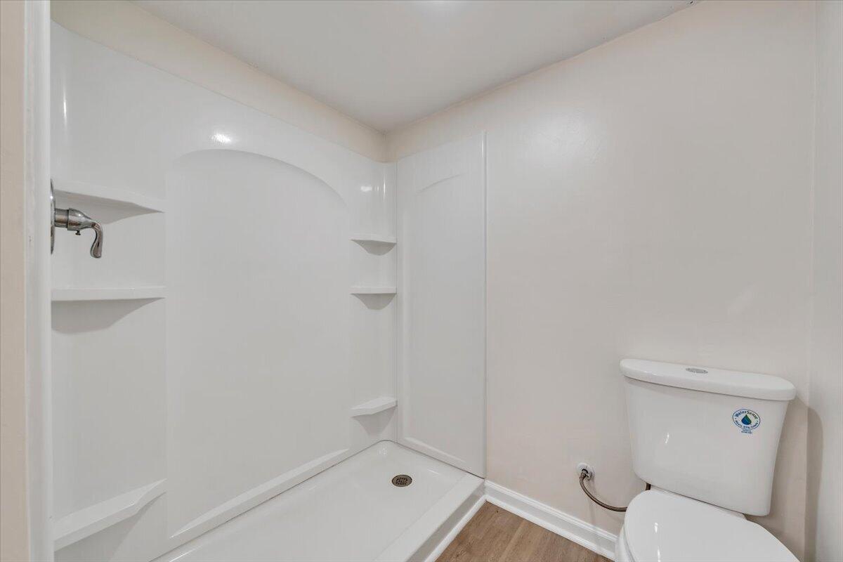 1811 Fareham Road Southwest Roanoke, VA 24015 - Photo 24 of 28 26-MIB08490