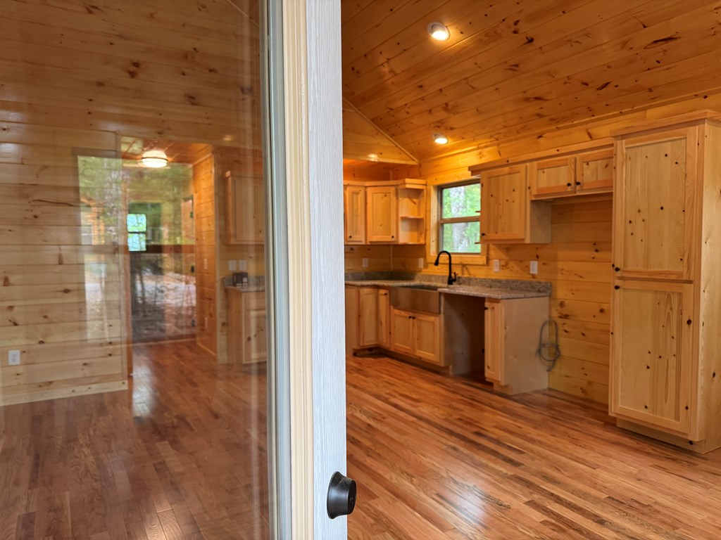 151 Martins Creek Ridge Road Murphy, NC 28906 - Photo 6 of 36 Gallery Image 6