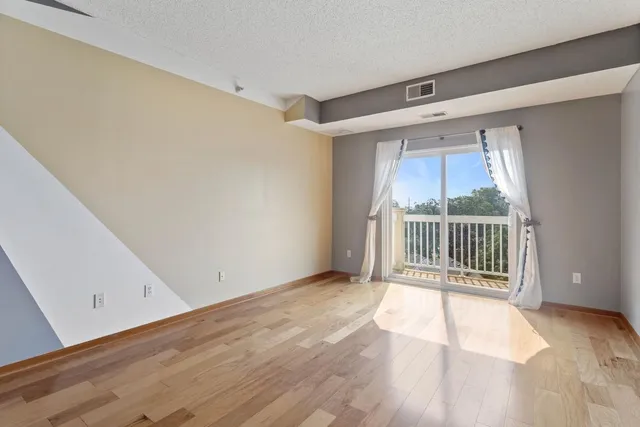 $220,000 | 4824 East 53rd Street, Unit 509, Minneapolis, MN 55417